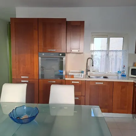 Lucky Spot Apartment *